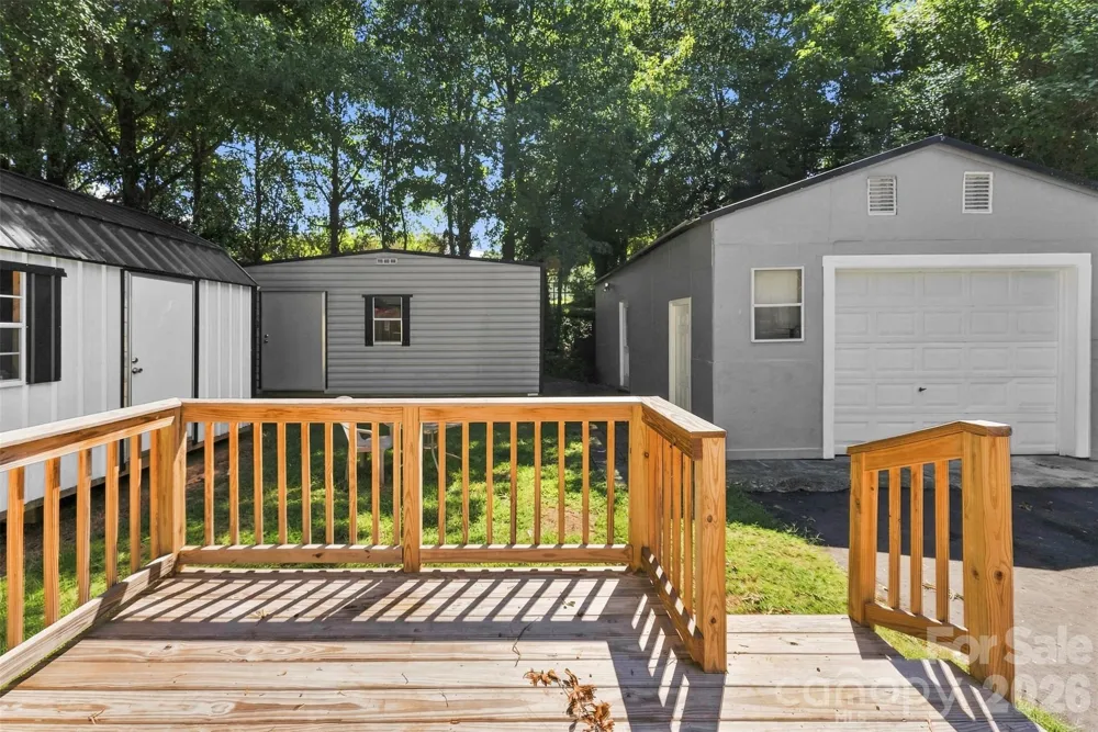 816 S Weldon Street Gastonia, NC 28052