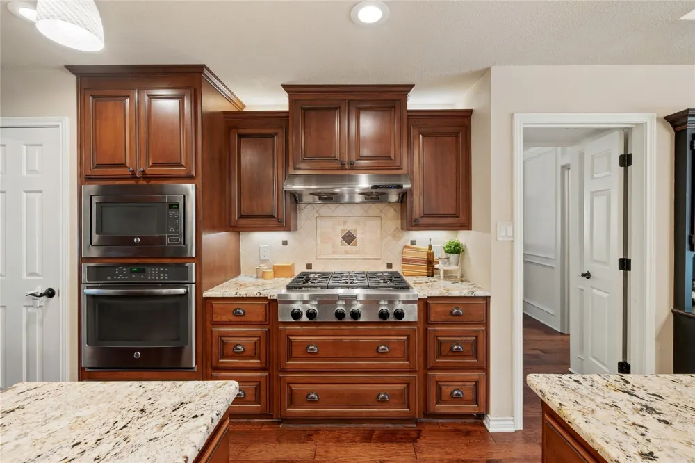 3005 Glasgow Drive Arlington, TX 76015
