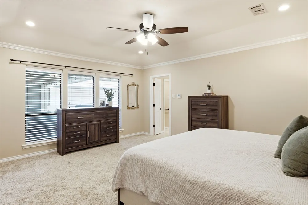 3005 Glasgow Drive Arlington, TX 76015