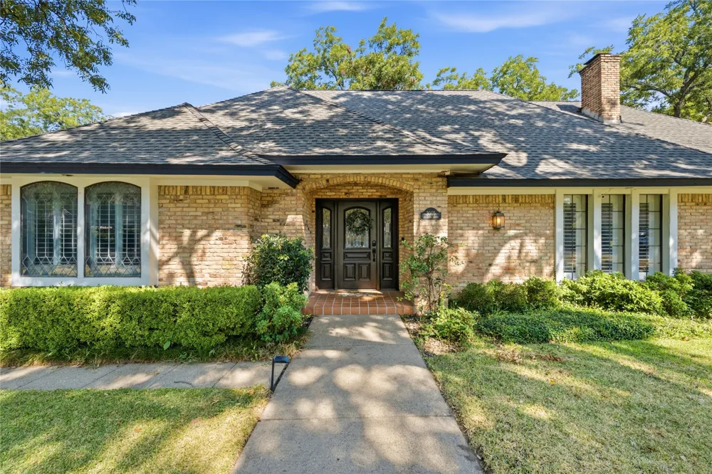 3005 Glasgow Drive Arlington, TX 76015