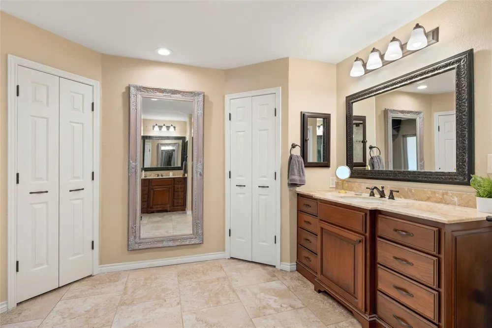 3005 Glasgow Drive Arlington, TX 76015