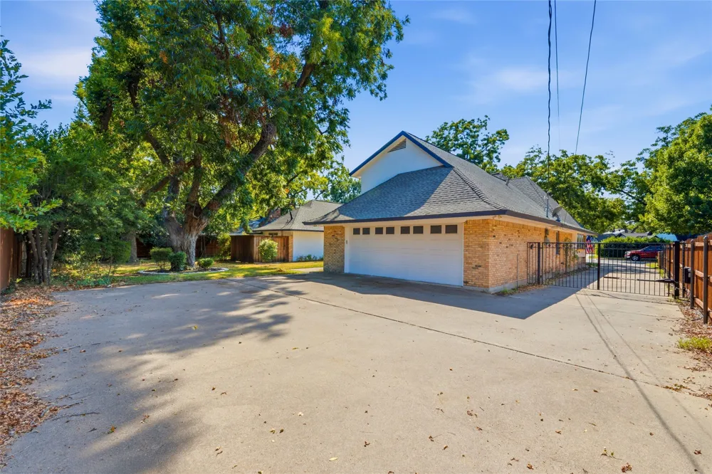 3005 Glasgow Drive Arlington, TX 76015