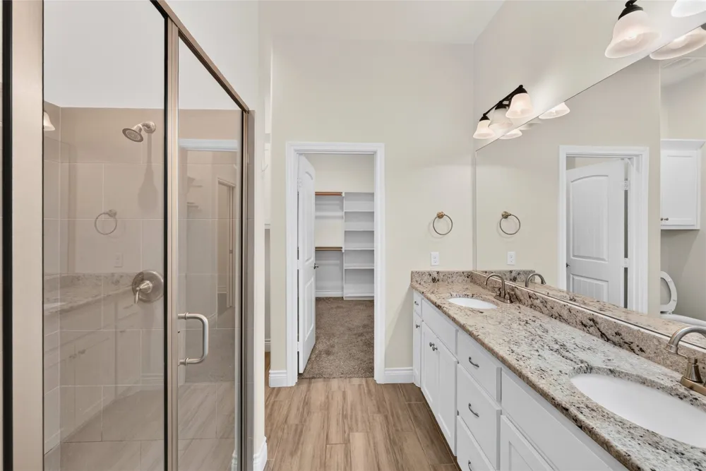 8507 Christie Lane Greenville, TX 75402