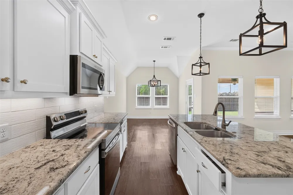 8507 Christie Lane Greenville, TX 75402