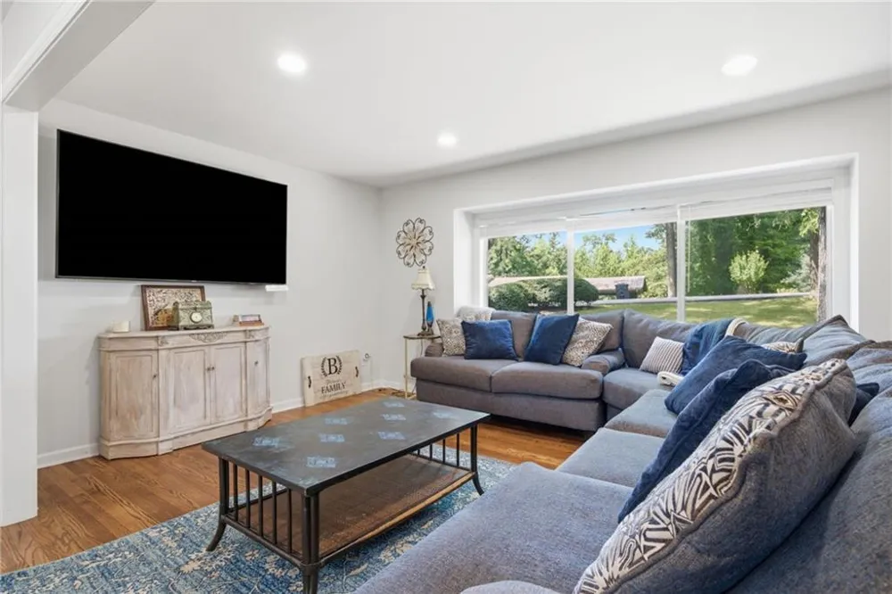 2251 Skyline Drive Gainesville, GA 30501
