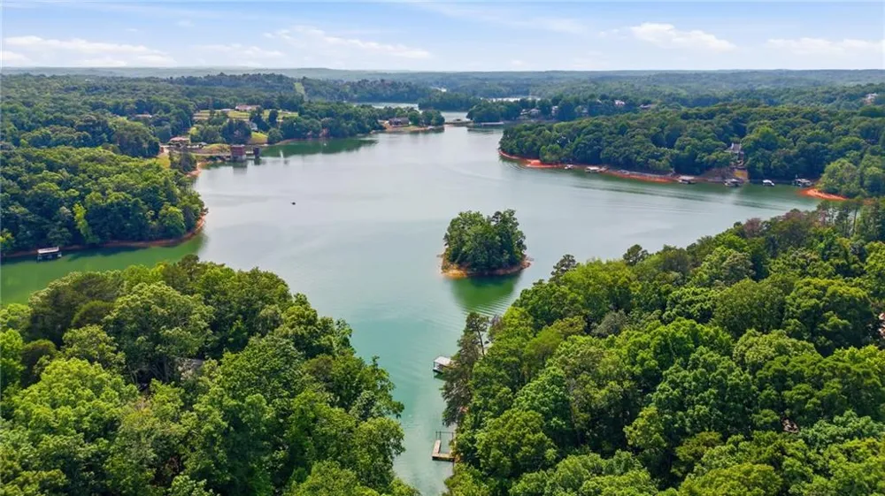 2251 Skyline Drive Gainesville, GA 30501