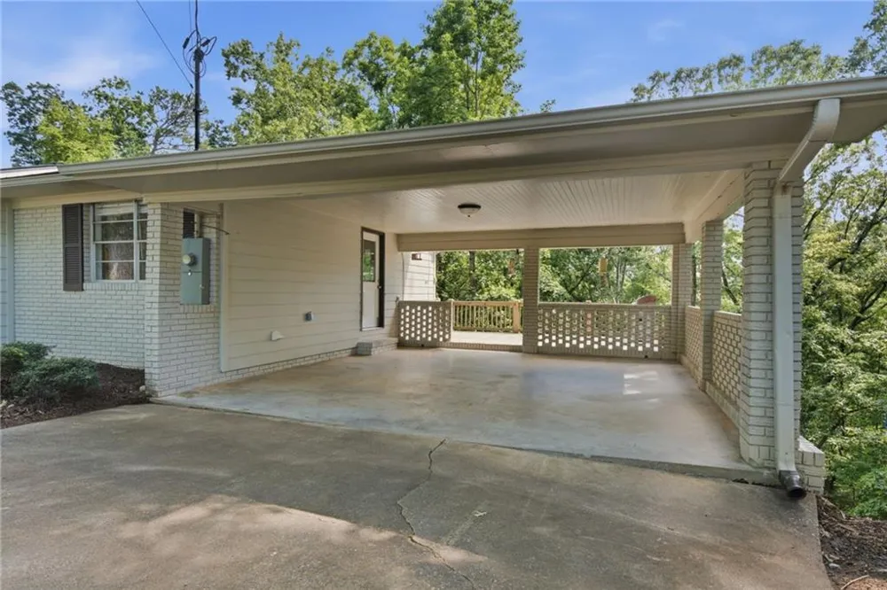 2251 Skyline Drive Gainesville, GA 30501