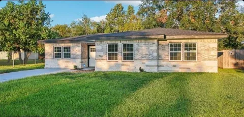 105 Lee Drive