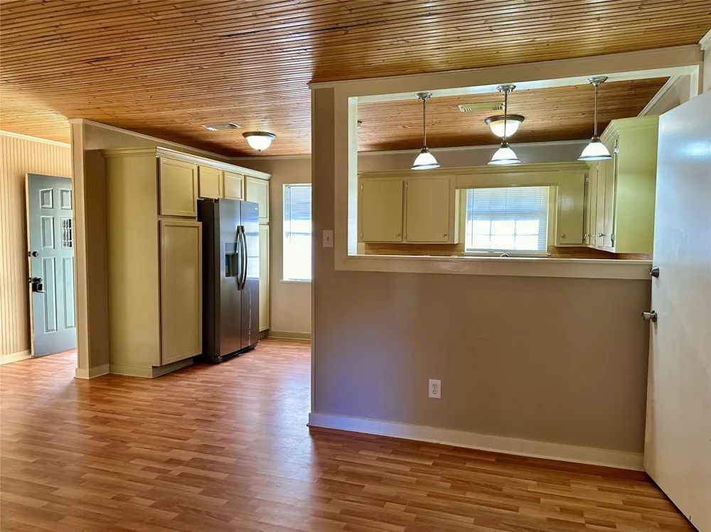133 County Road 1028 Woodville, TX 75979