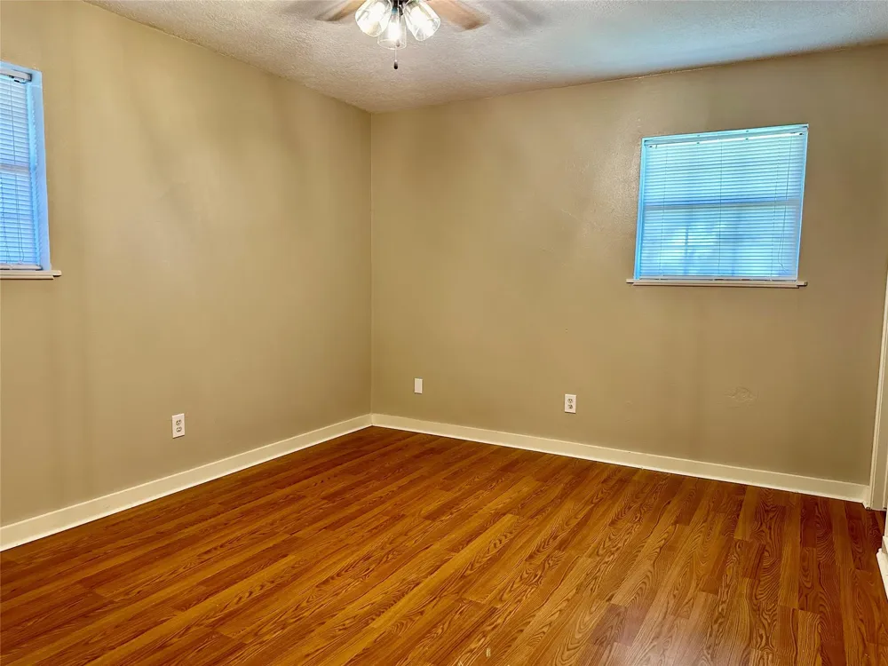 133 County Road 1028 Woodville, TX 75979
