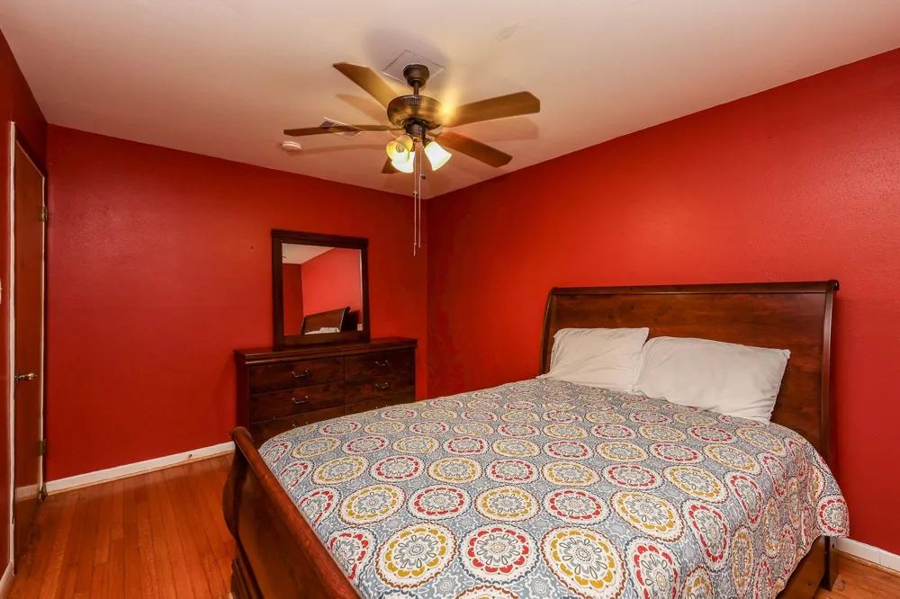 6834 Hendon Lane Houston, TX 77074