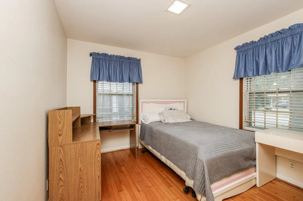 6834 Hendon Lane Houston, TX 77074