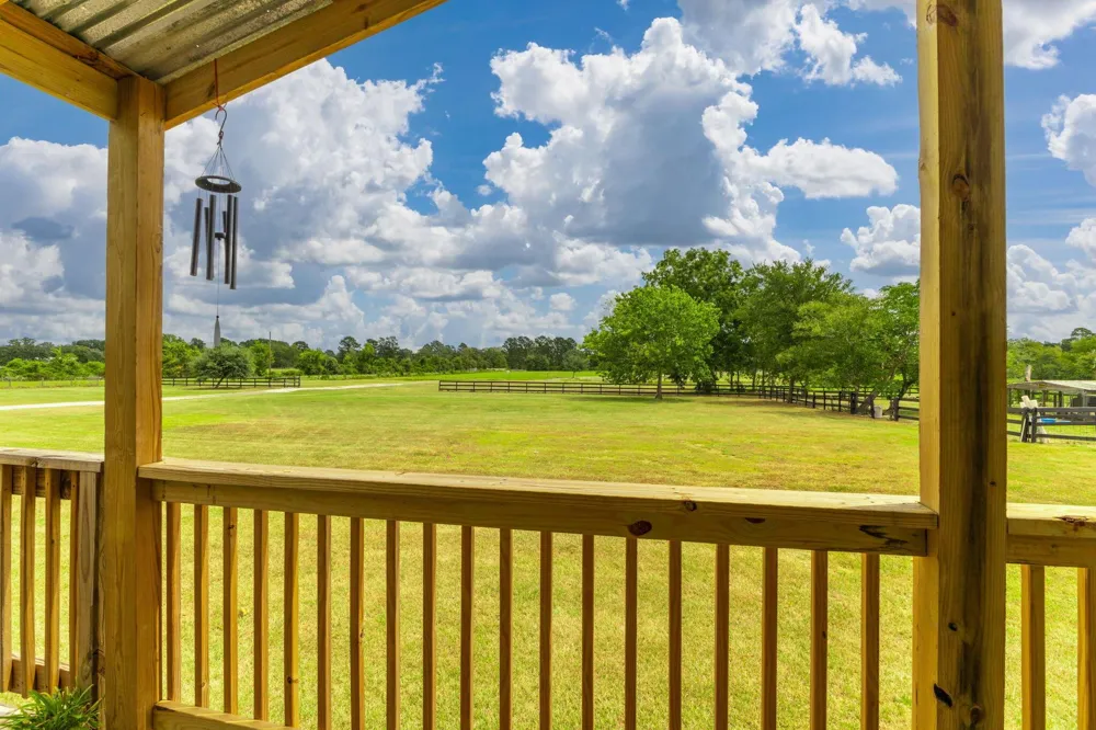 28565 Mellman Road Hempstead, TX 77445