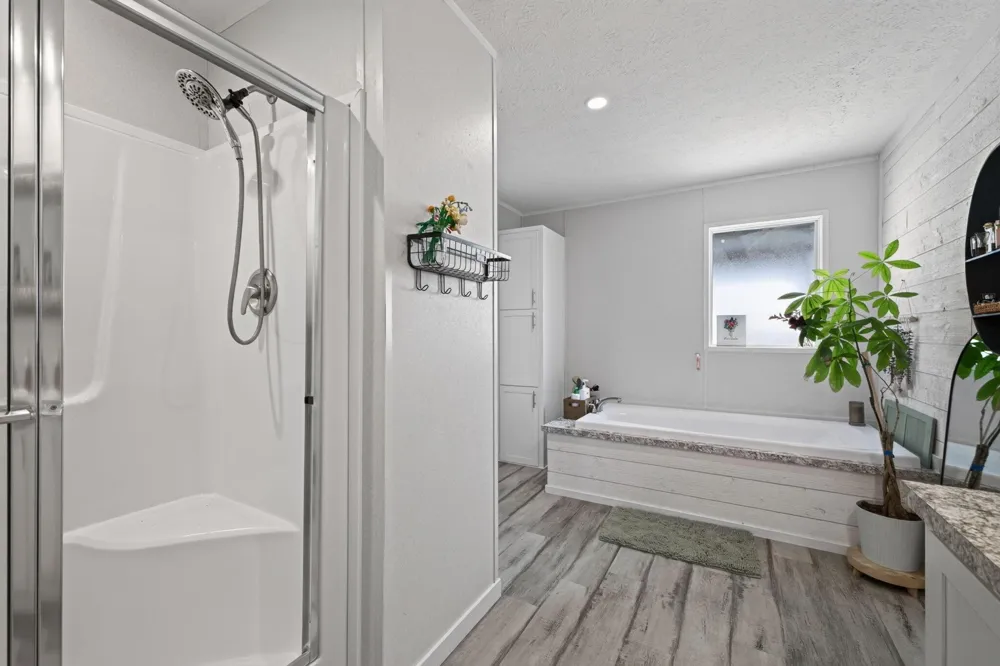 28565 Mellman Road Hempstead, TX 77445