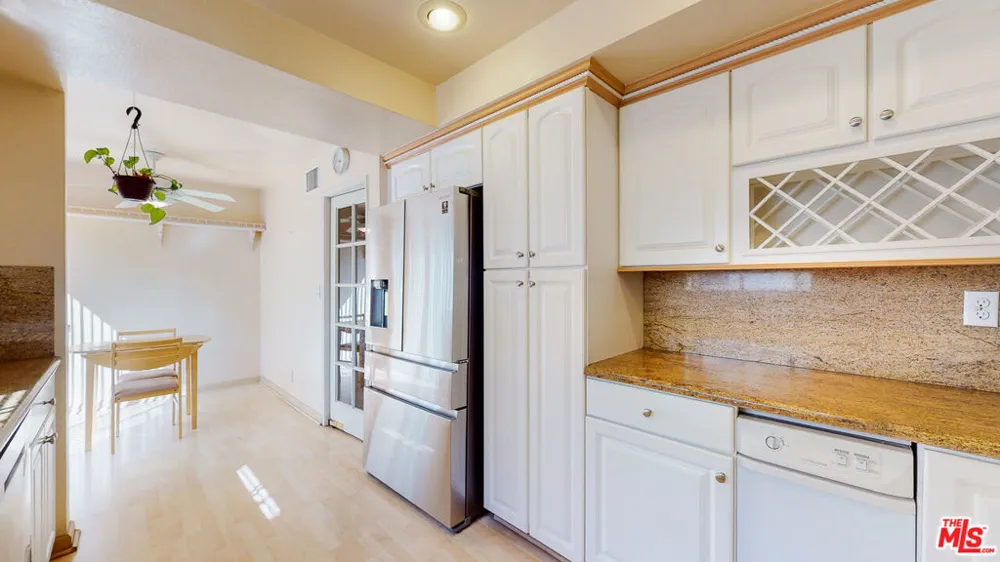 21821 BURBANK BOULEVARD #139 Woodland Hills, CA 91367