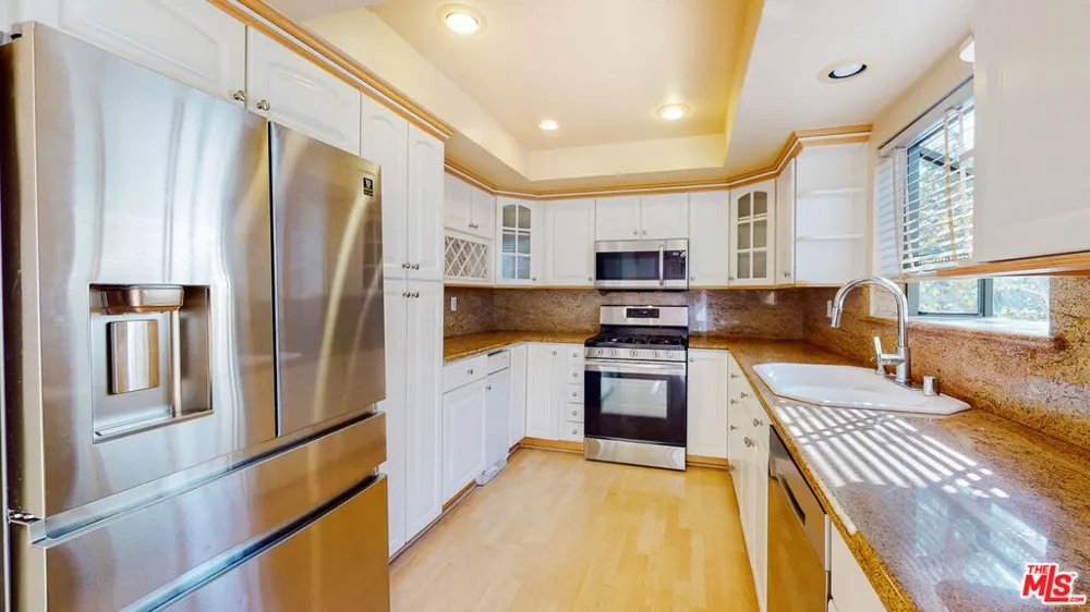 21821 BURBANK BOULEVARD #139 Woodland Hills, CA 91367