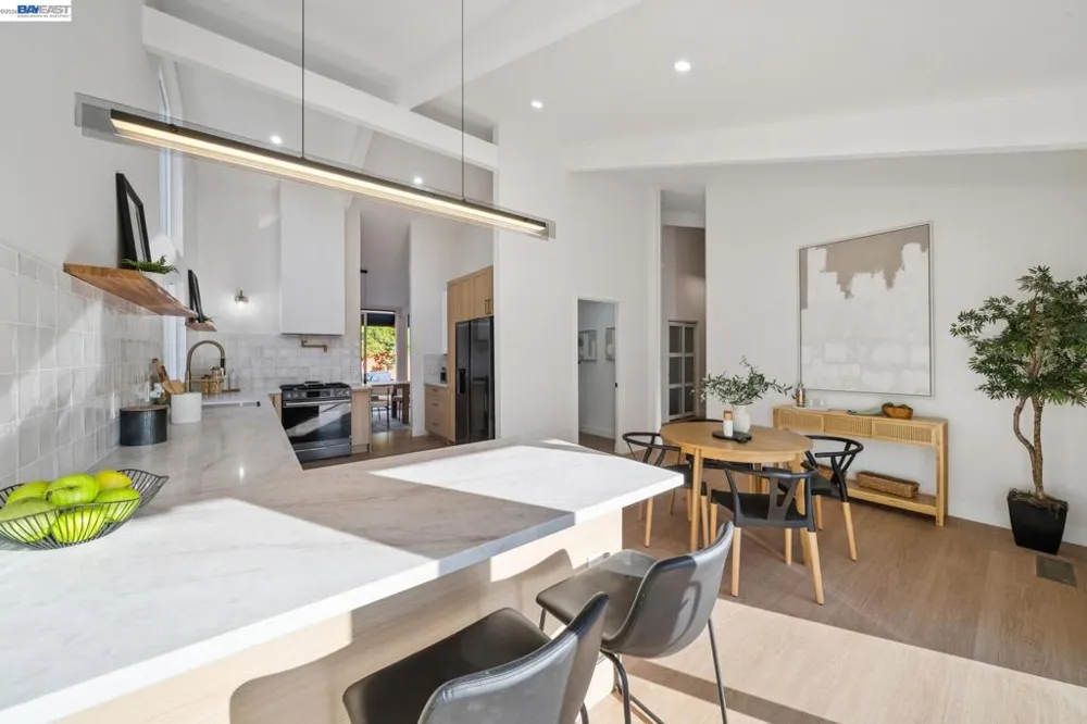 447 Estado Way Novato, CA 94945