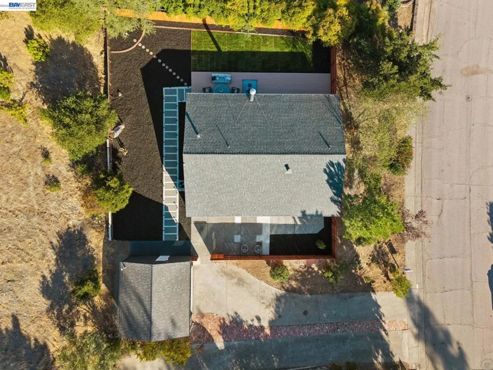 447 Estado Way Novato, CA 94945