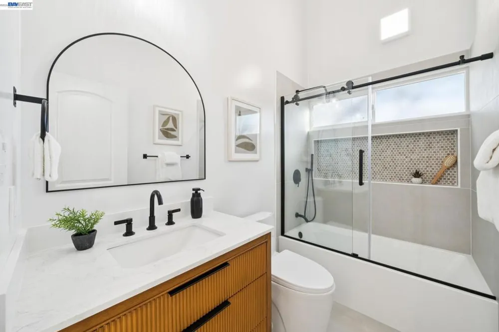 447 Estado Way Novato, CA 94945
