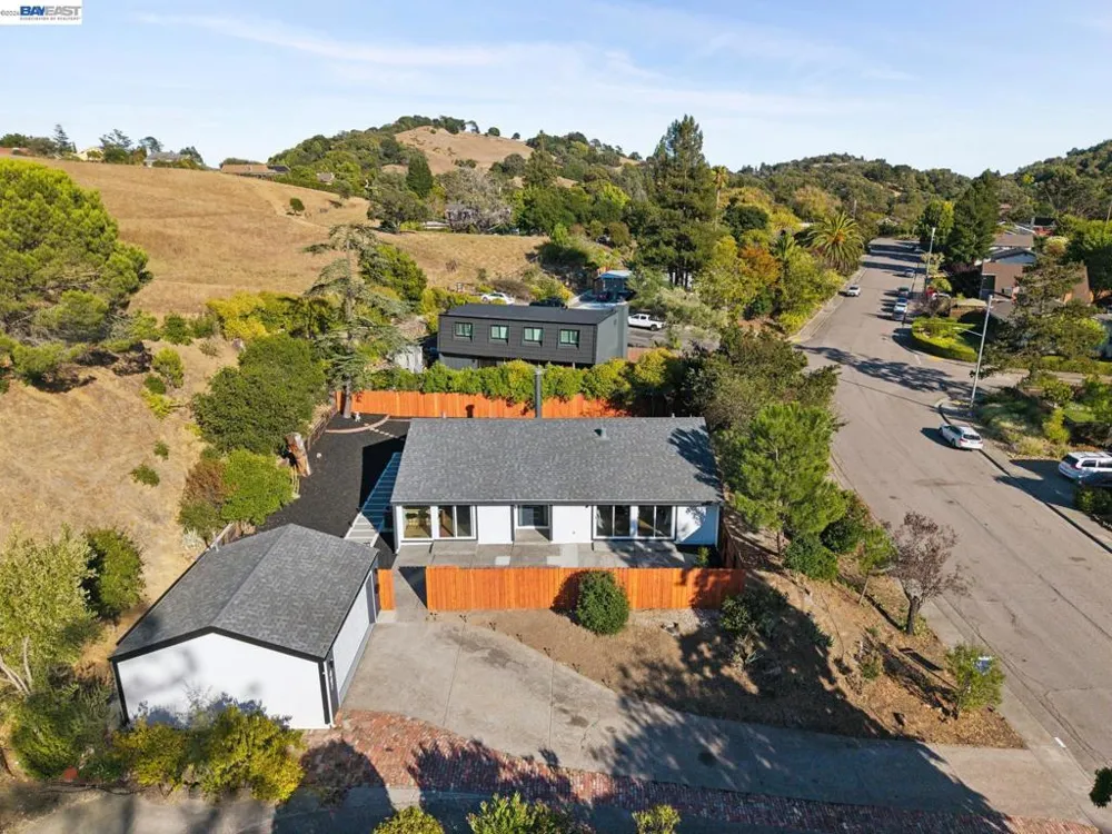 447 Estado Way Novato, CA 94945