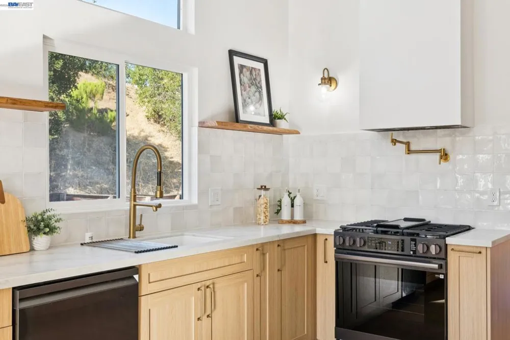 447 Estado Way Novato, CA 94945