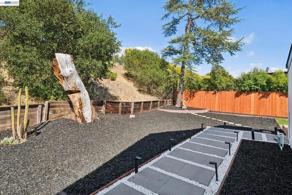 447 Estado Way Novato, CA 94945