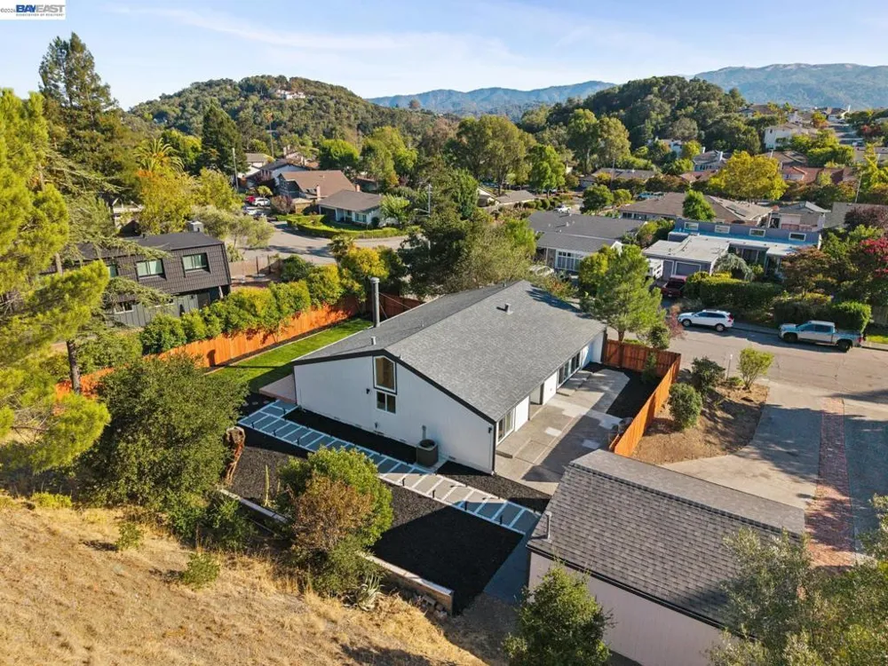 447 Estado Way Novato, CA 94945