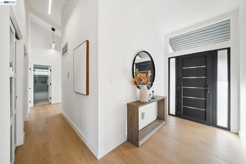 447 Estado Way Novato, CA 94945