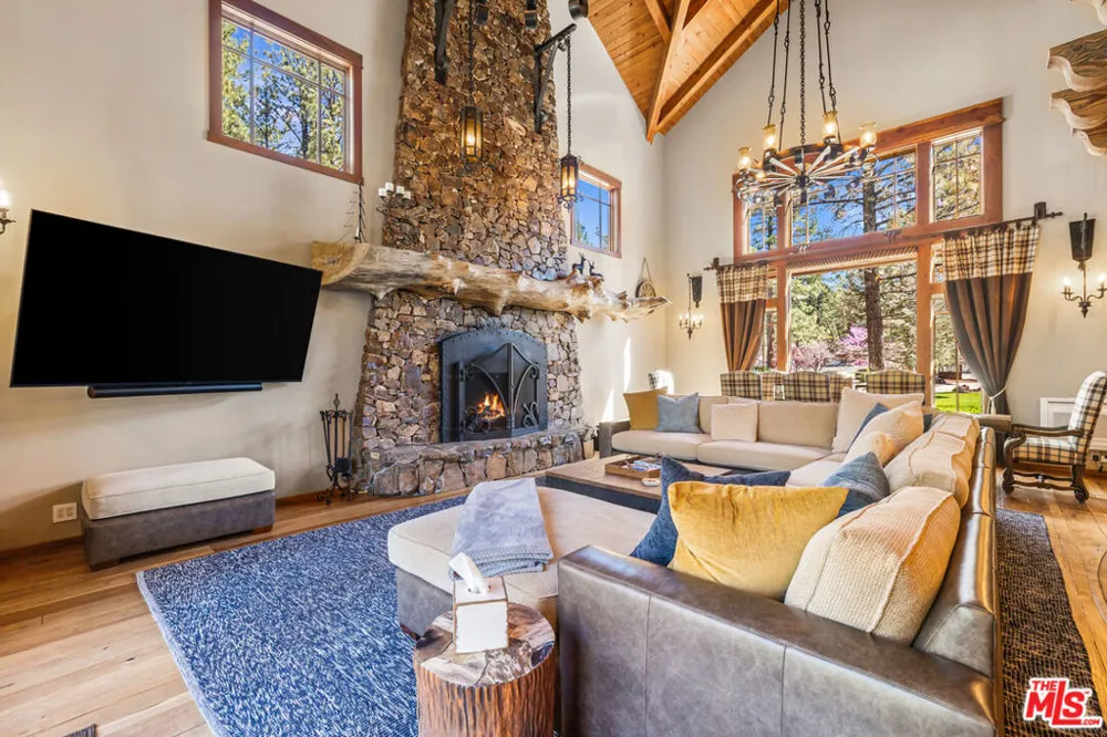35849 Butterfly Peak Road Mountain Center, CA 92561