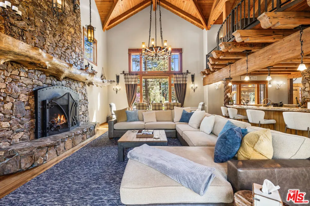35849 Butterfly Peak Road Mountain Center, CA 92561
