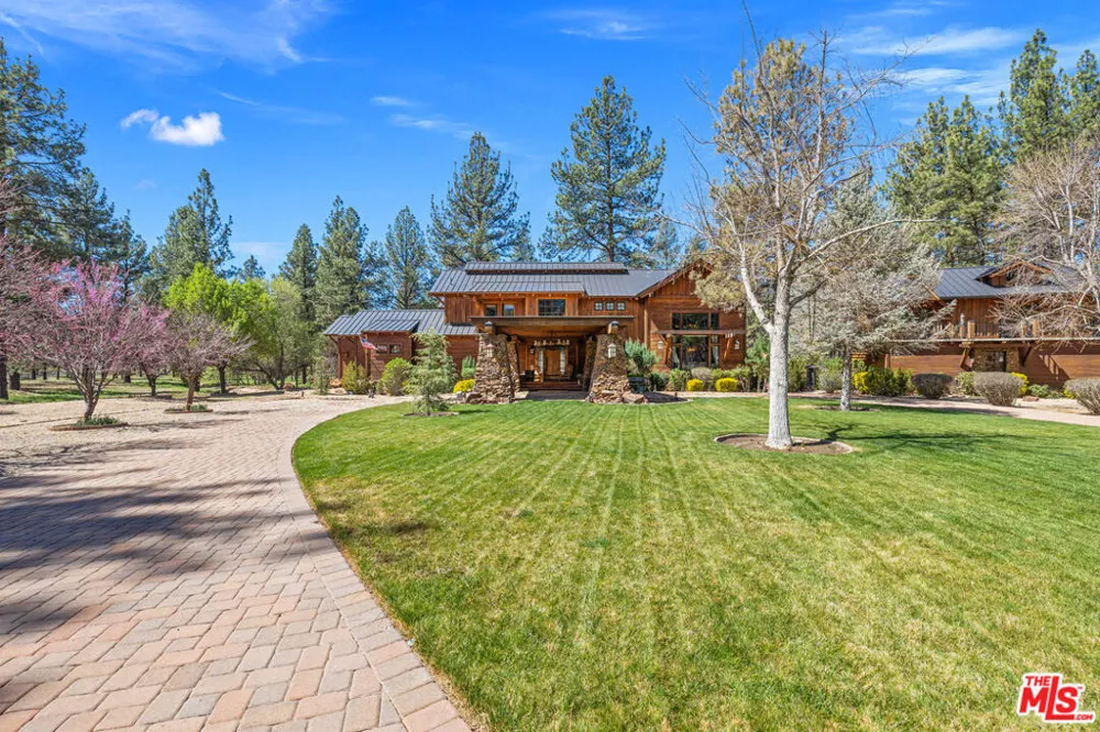 35849 Butterfly Peak Road Mountain Center, CA 92561