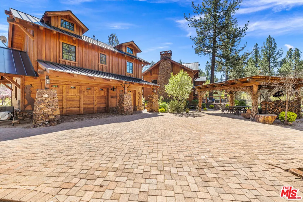 35849 Butterfly Peak Road Mountain Center, CA 92561