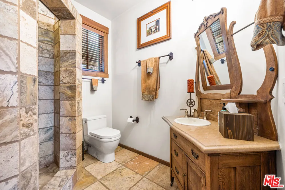 35849 Butterfly Peak Road Mountain Center, CA 92561
