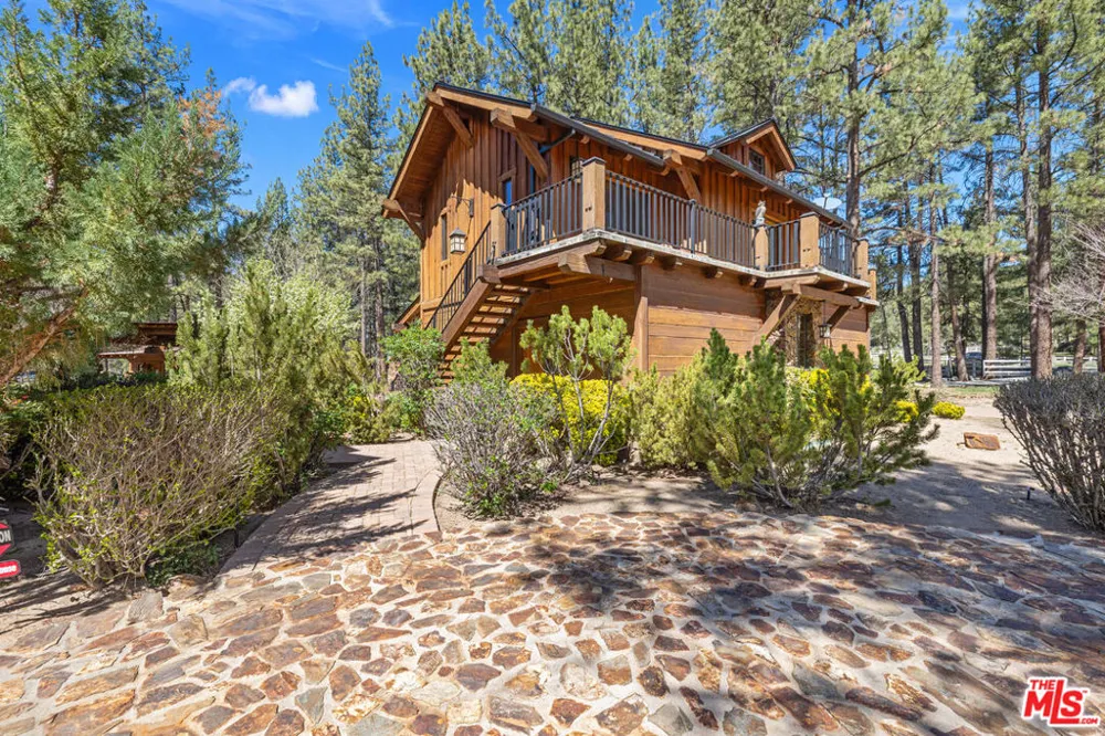 35849 Butterfly Peak Road Mountain Center, CA 92561