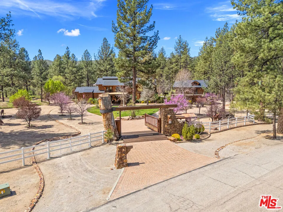 35849 Butterfly Peak Road Mountain Center, CA 92561