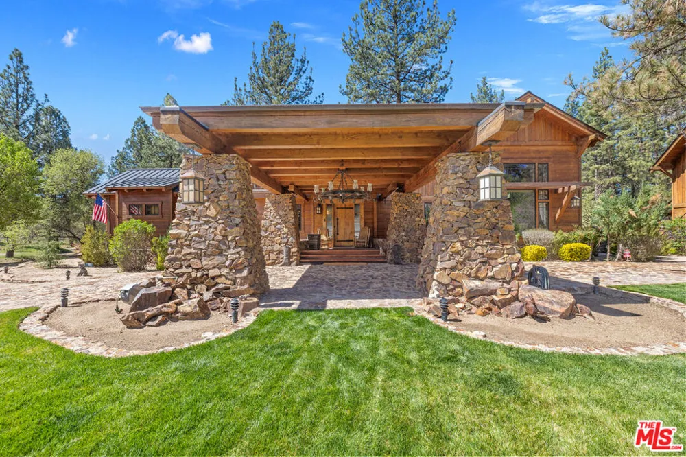 35849 Butterfly Peak Road Mountain Center, CA 92561