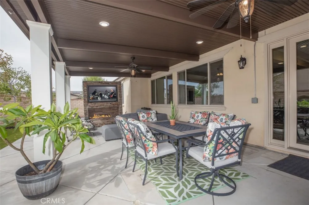 30583 Red Cloud Way Menifee, CA 92584