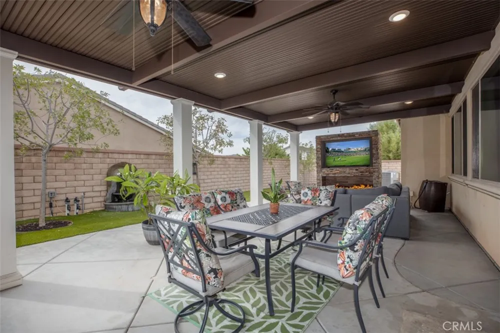 30583 Red Cloud Way Menifee, CA 92584