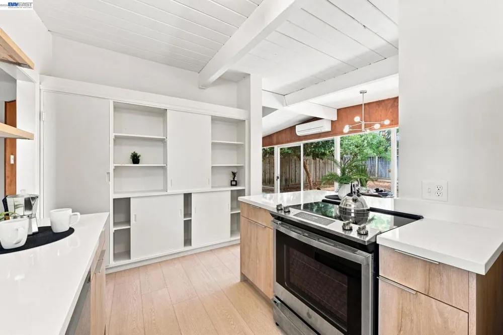 801 Richmond Ave San Jose, CA 95128