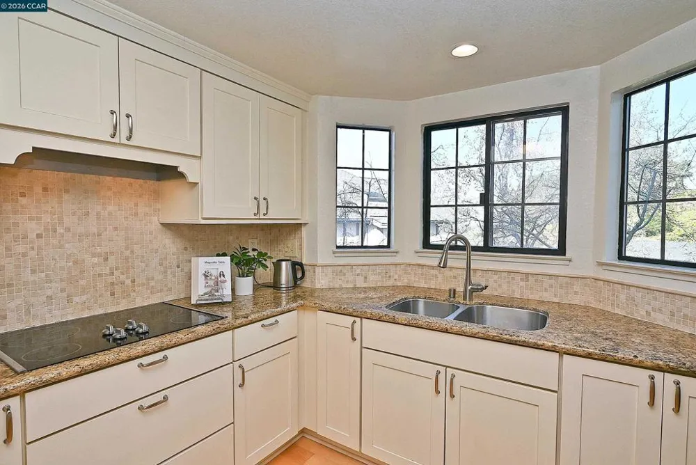 137 Haslemere Lafayette, CA 94549
