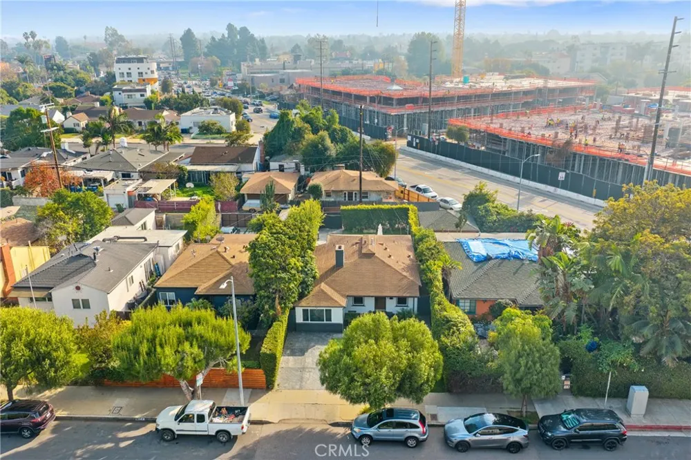 11938 Exposition Boulevard Los Angeles, CA 90064