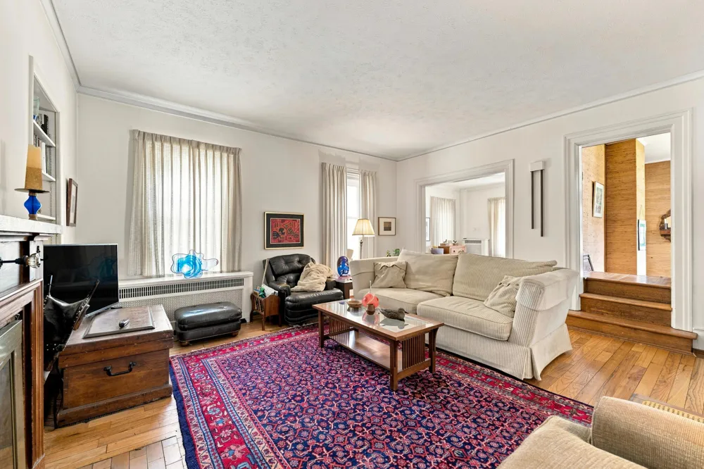 537 W Green Street Hastings, MI 49058