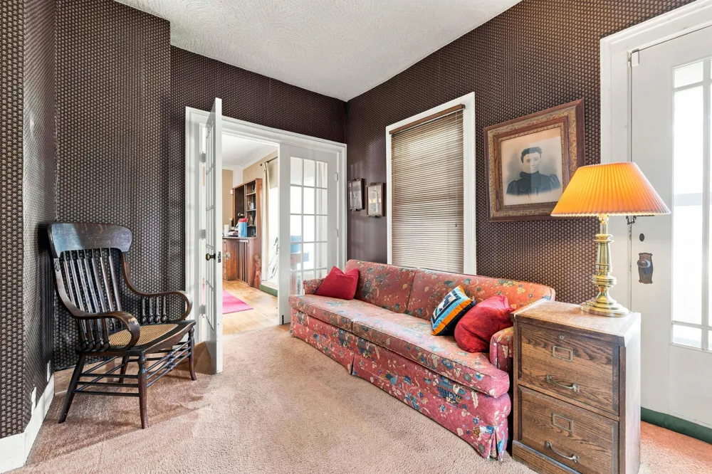 537 W Green Street Hastings, MI 49058