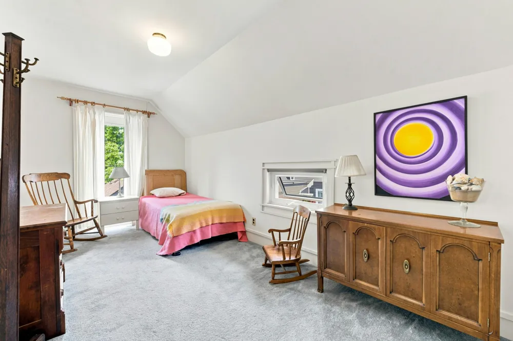 537 W Green Street Hastings, MI 49058