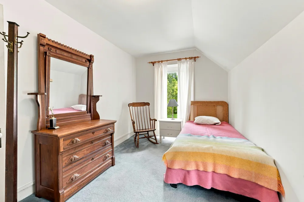 537 W Green Street Hastings, MI 49058