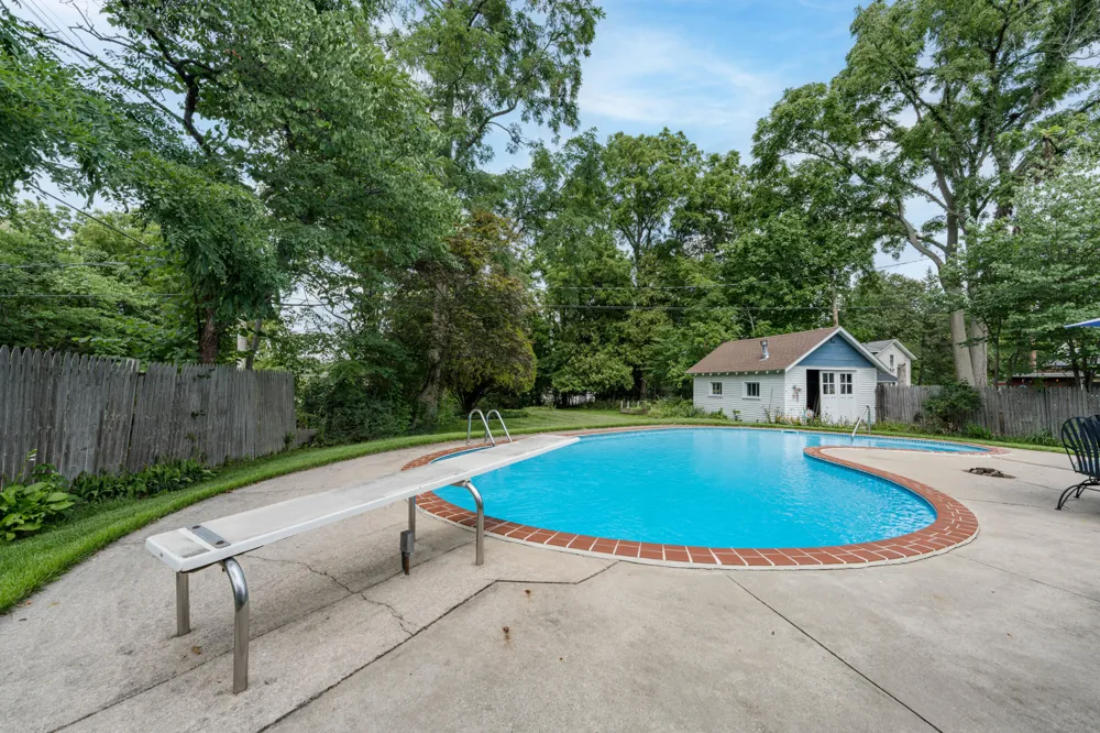 537 W Green Street Hastings, MI 49058