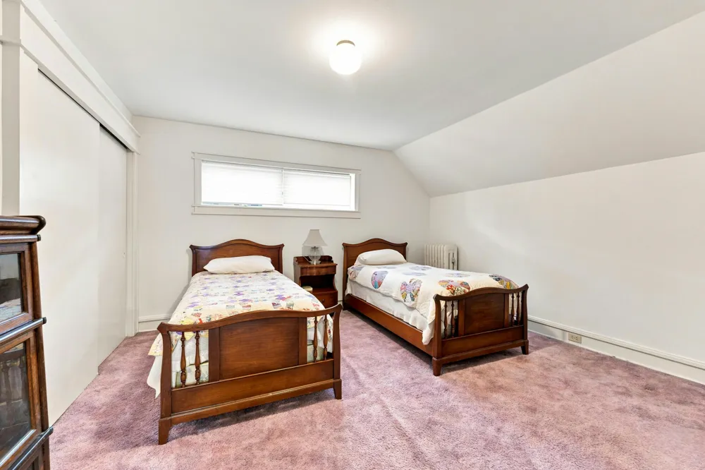 537 W Green Street Hastings, MI 49058