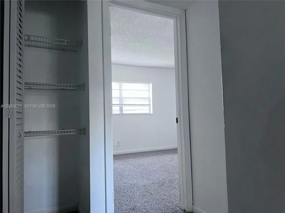 4651 NW 9th Dr #4651 Plantation, FL 33317