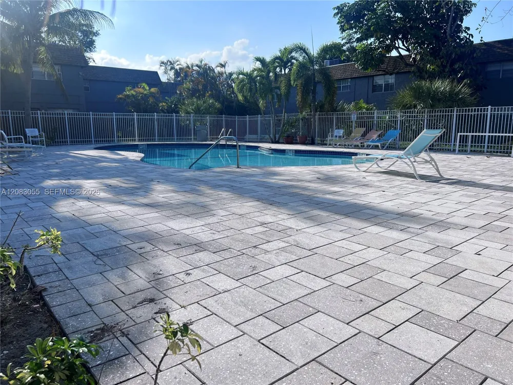 4651 NW 9th Dr #4651 Plantation, FL 33317