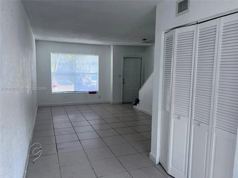 4651 NW 9th Dr #4651 Plantation, FL 33317